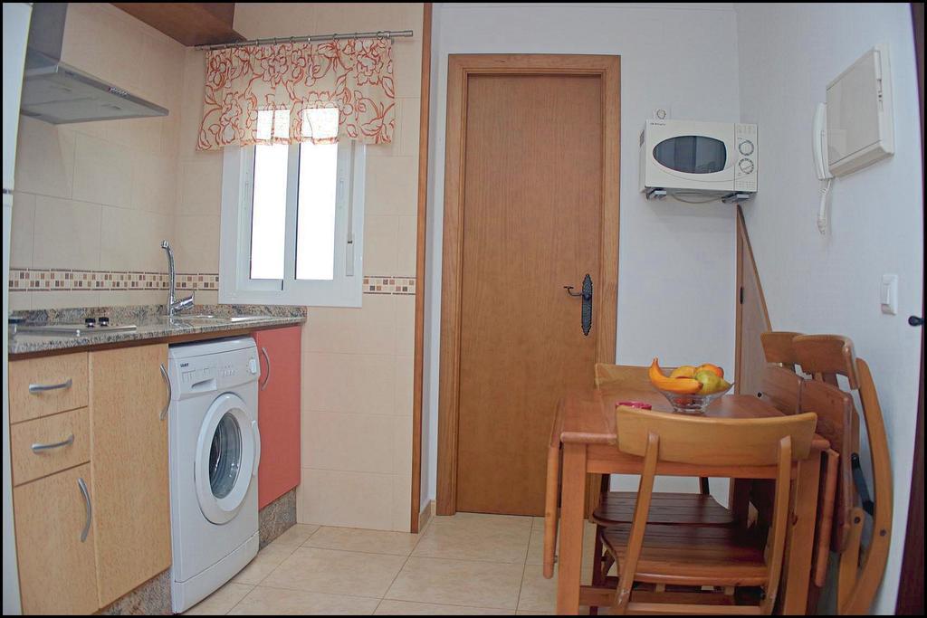 Apartamento Centro De Conil Conil De La Frontera Exteriör bild